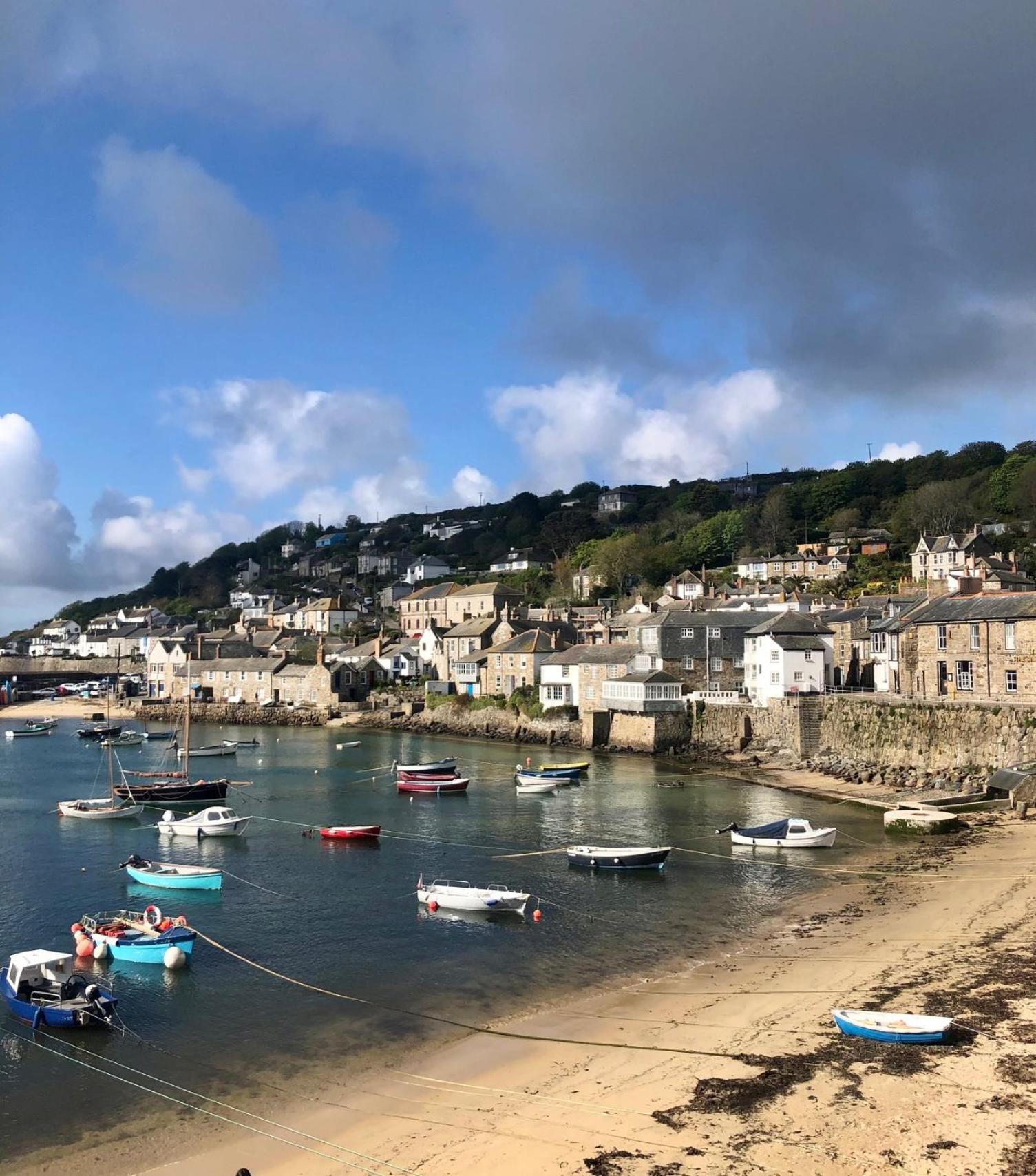 Janies Cottage~ Mousehole~Eclectic Interiors & Vintage Charm ภายนอก รูปภาพ
