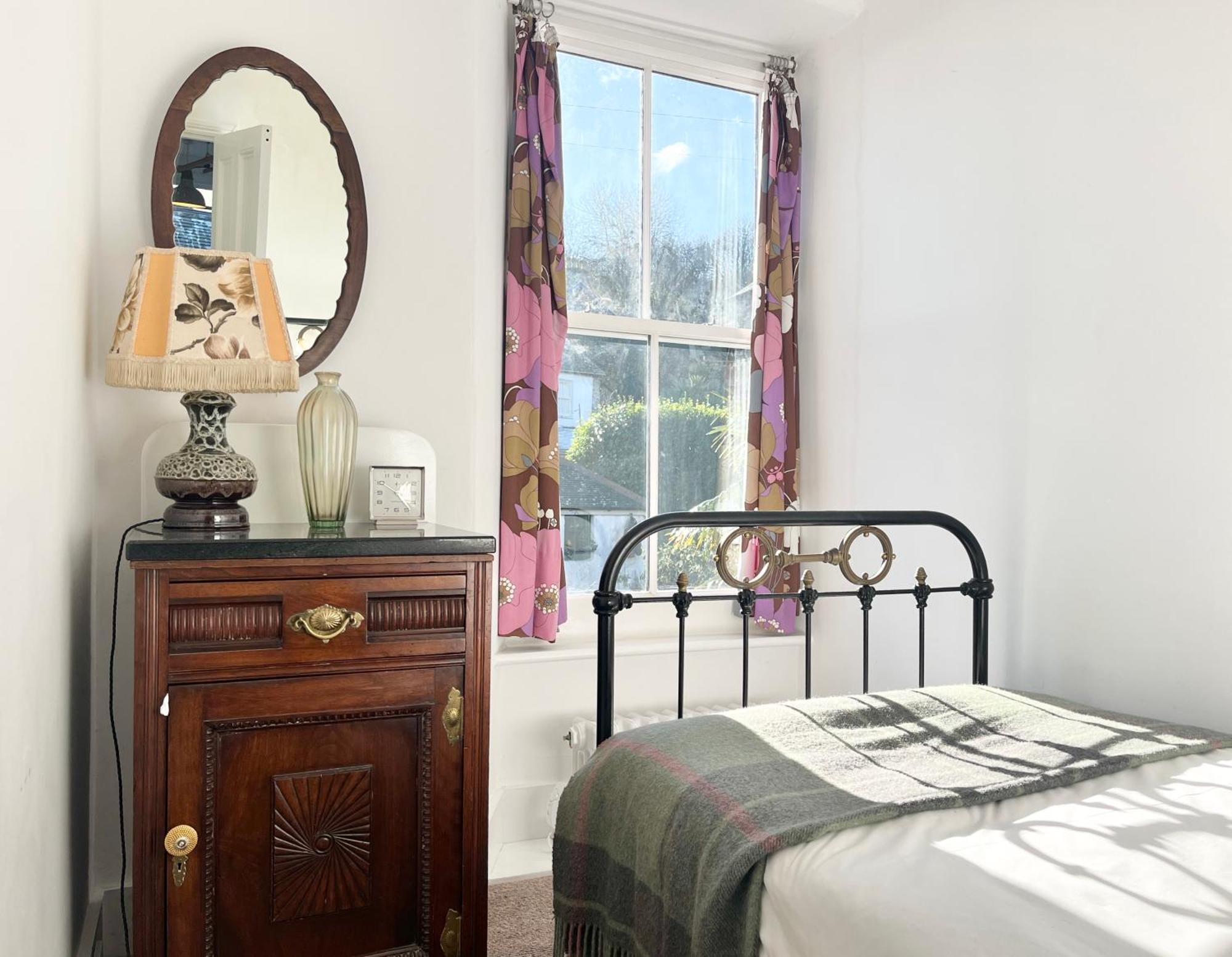 Janies Cottage~ Mousehole~Eclectic Interiors & Vintage Charm ภายนอก รูปภาพ